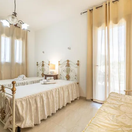 Nefertari Salento Corsano Villa