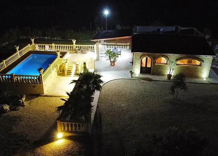 Aida Salento Corsano (Apulia)